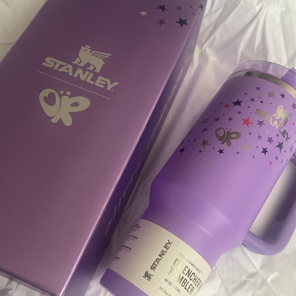 NWT Olivia Rodrigo x Stanley Collab - Picture 6 of 6